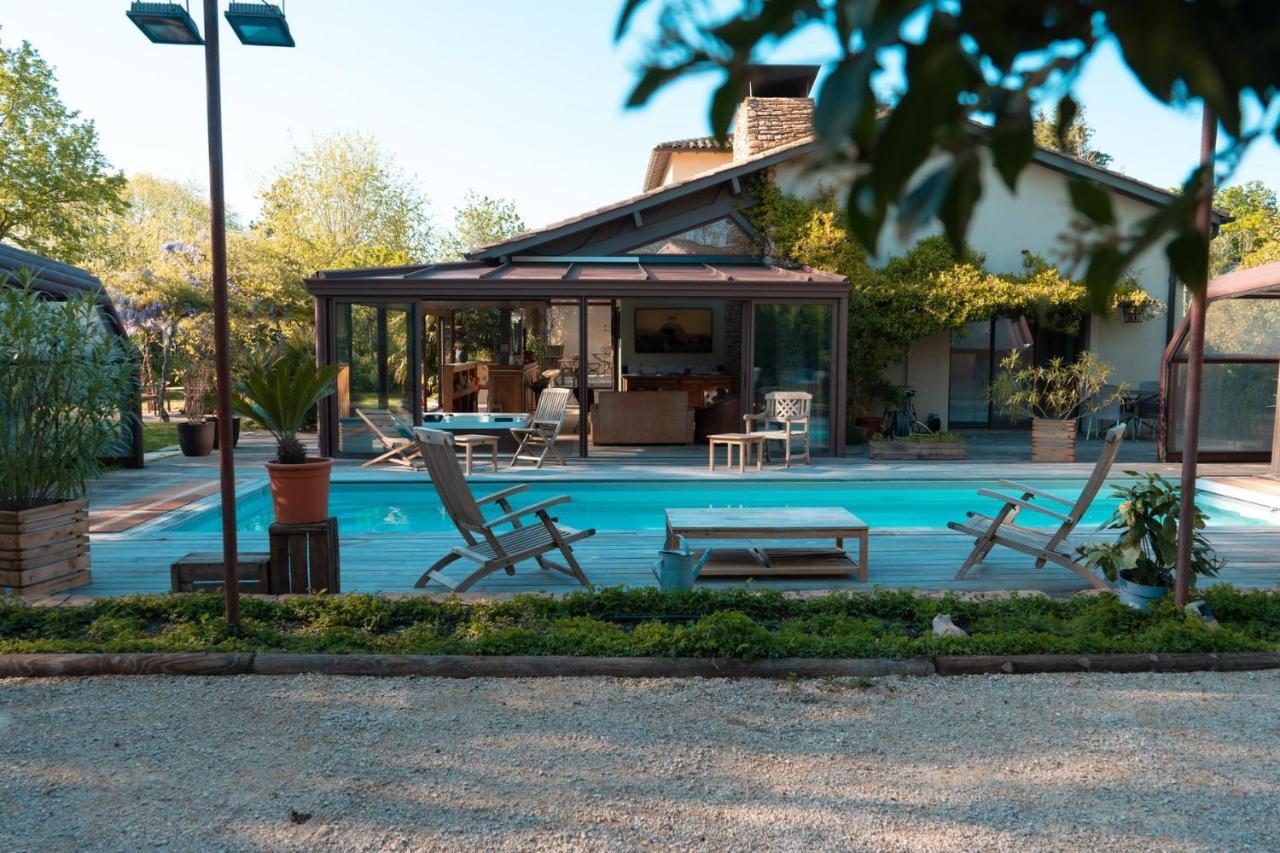 Villa Des Gones Dommartin  Luaran gambar