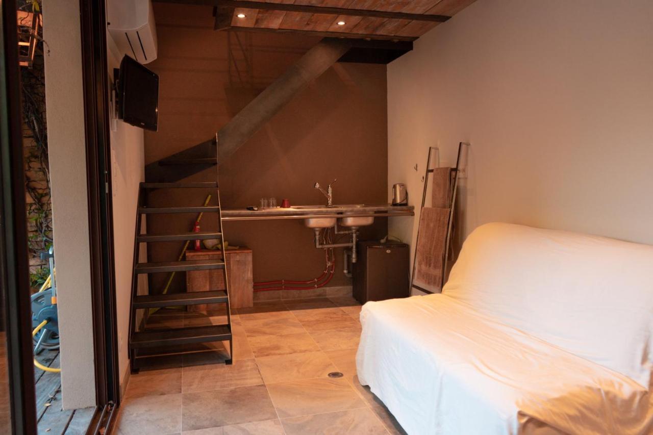 Villa Des Gones Dommartin  Luaran gambar